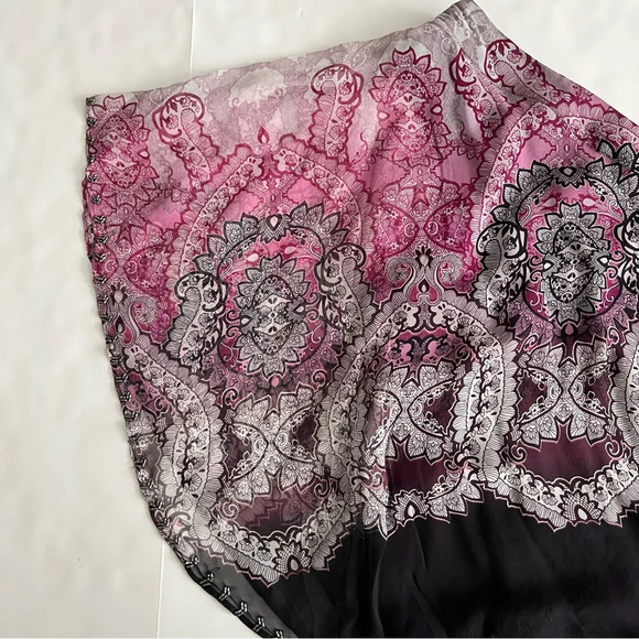 New Cache One Shoulder 100% Silk Embellished Top Paisley Print Size Small Beaded - Picture 14 of 16